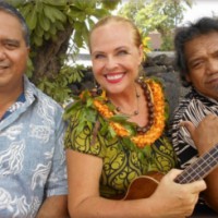 Lono Kanakaole Trio